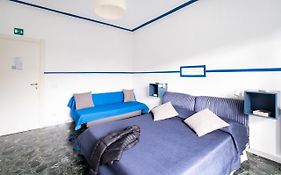 Take It Easy Roma Guest House