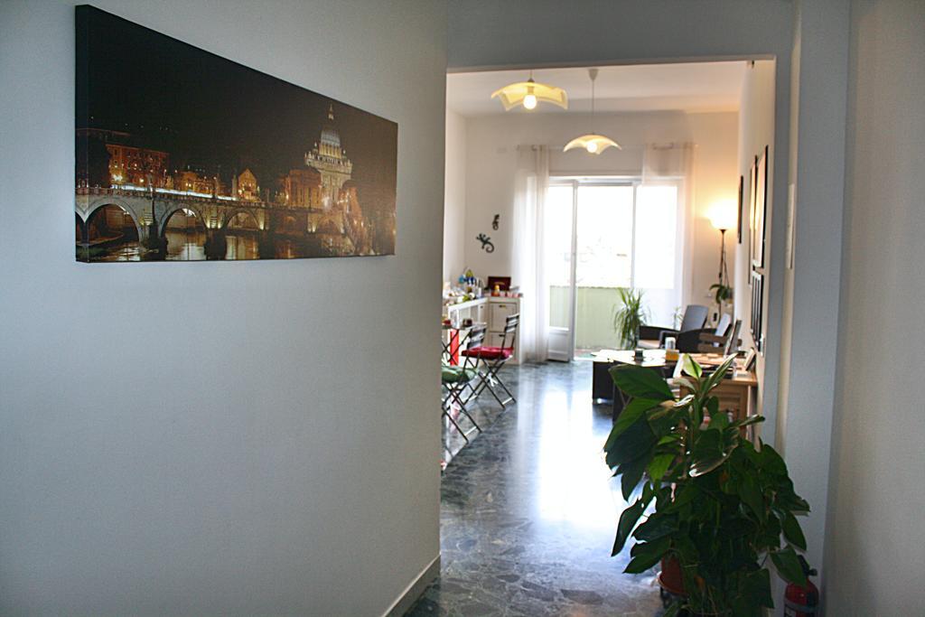 Take It Easy Roma Guest House Exterior photo