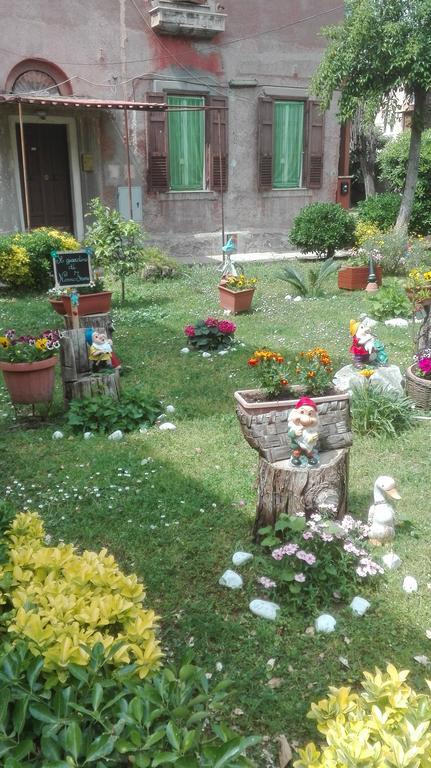Take It Easy Roma Guest House Exterior photo
